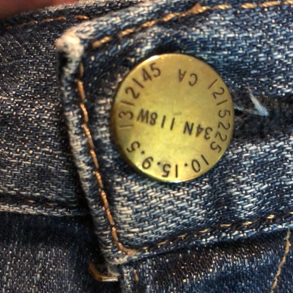 CURRENT ELLIOTT size 26 Stretch Denim Shorts 5”’ Inseam Soft Light Distress 5Pkt - Picture 5 of 12